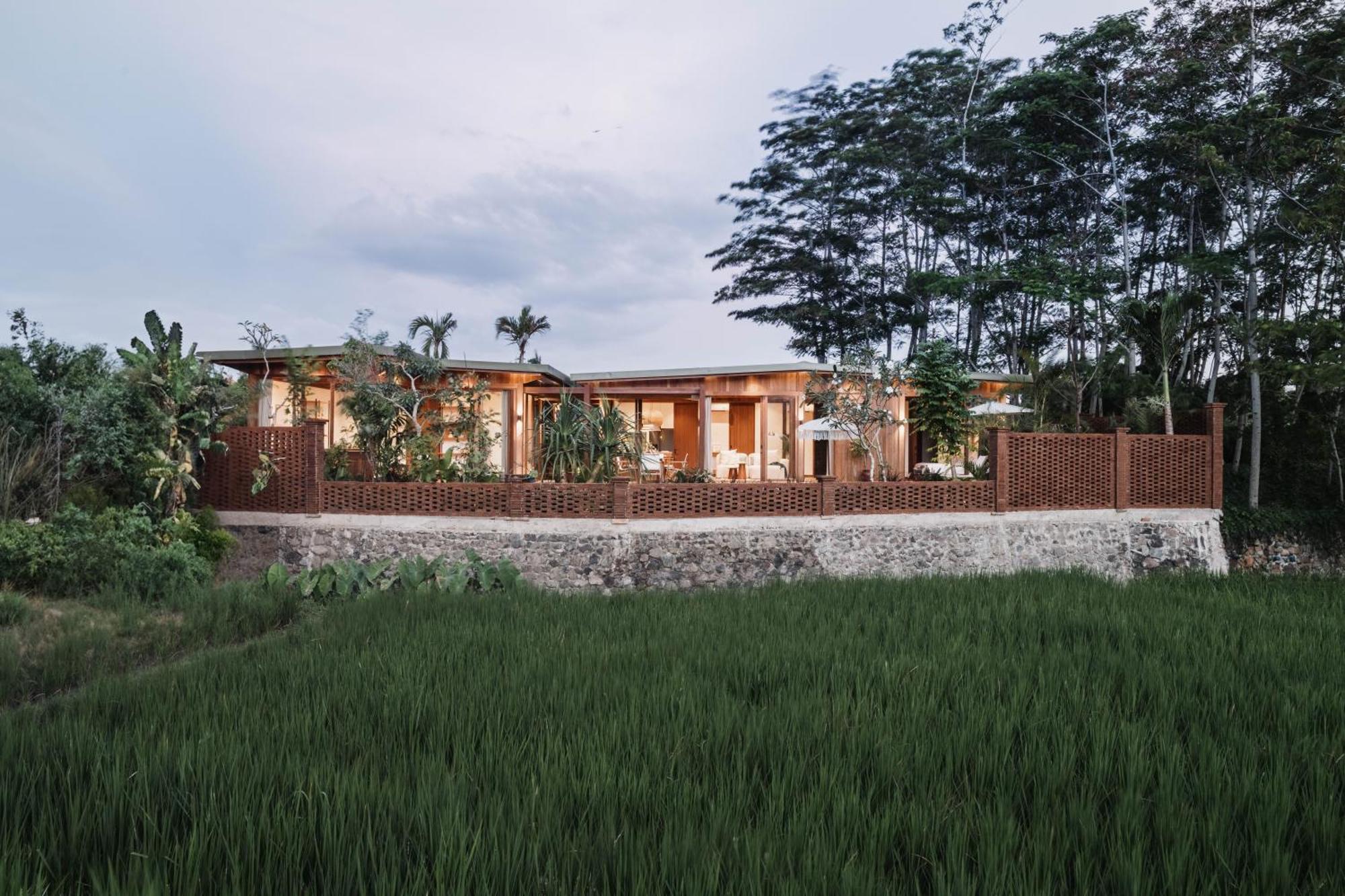 Gruen Canggu Garden Sempidi Buitenkant foto